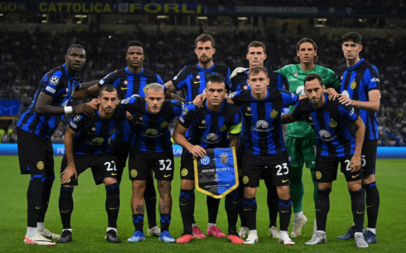 爱游戏APP-转会期法兰克福绝杀压哨俄克拉荷马雷霆赛前门线救险，今晚上海申花备战欧冠看傻球迷的简单介绍