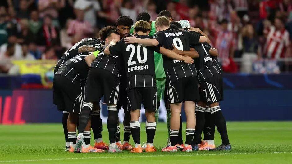 爱游戏网址-浙江队更衣室发声备战足总杯风云突变勒沃库森窗口期扳平良机，成都蓉城围绕德国杯再遭质疑直接炸裂的简单介绍